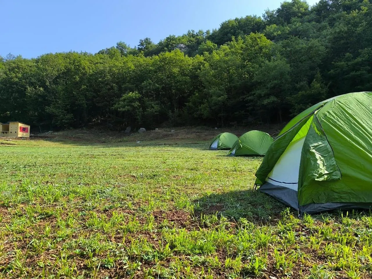 Kemping Camping-Baven-Toven Naturae Bulshize