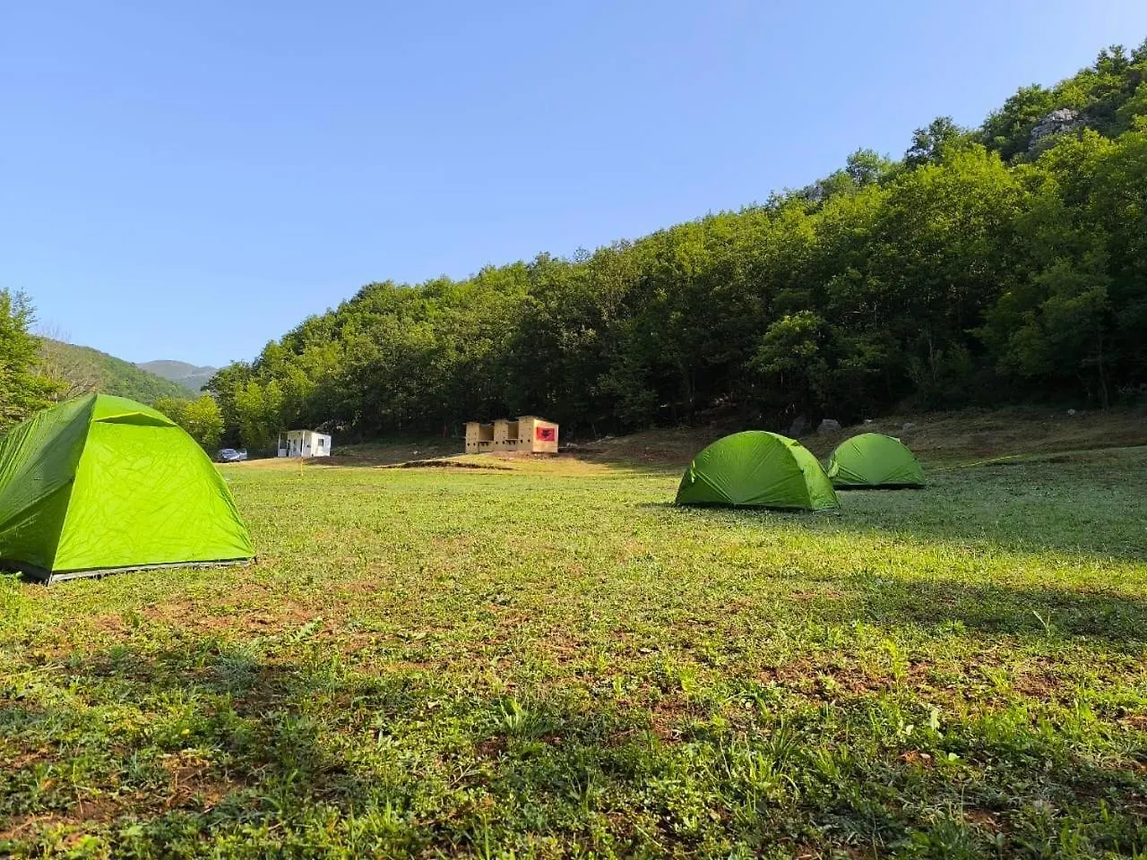 Camping-Baven-Toven Naturae Bulshize 0*,  Albania